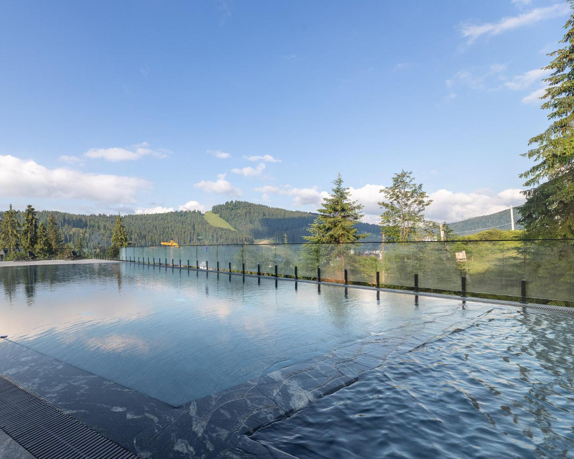 Hotel Podgorie Spa Bukovel Bagian luar foto